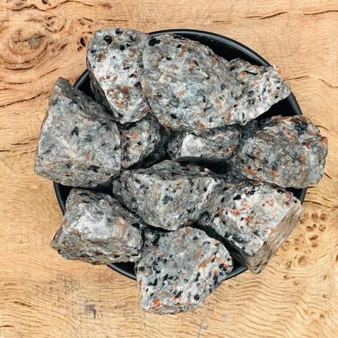 5pcs Rough Yooperlite Stone Natural Crystal UV Reactive Glowing Raw Gemstones