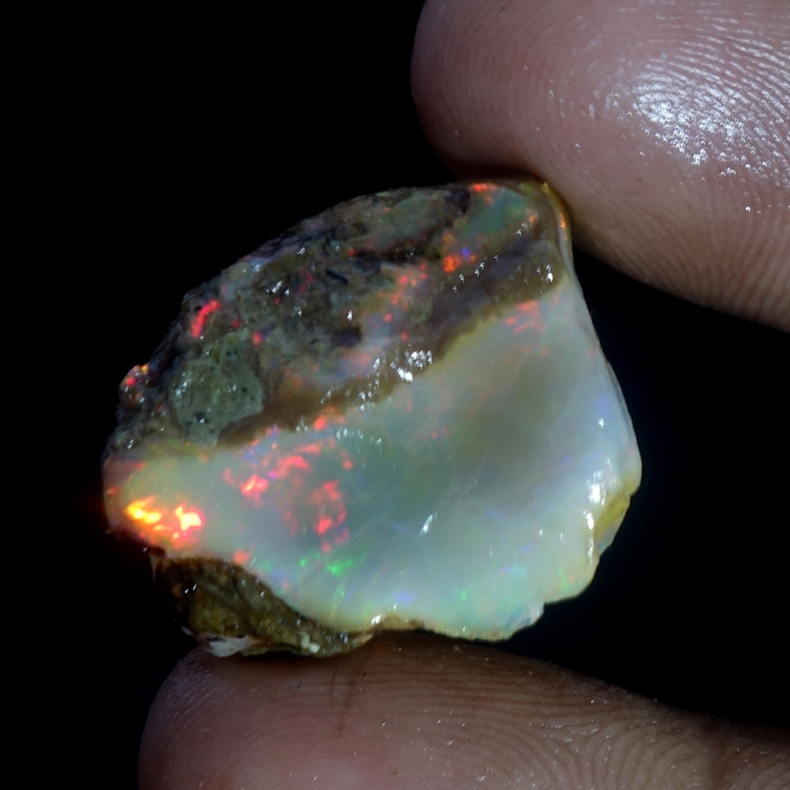 AA+ Ethiopian Opal Oil Rough Entreated Welo Fire Opal Multi Color Flash 28.70Cts