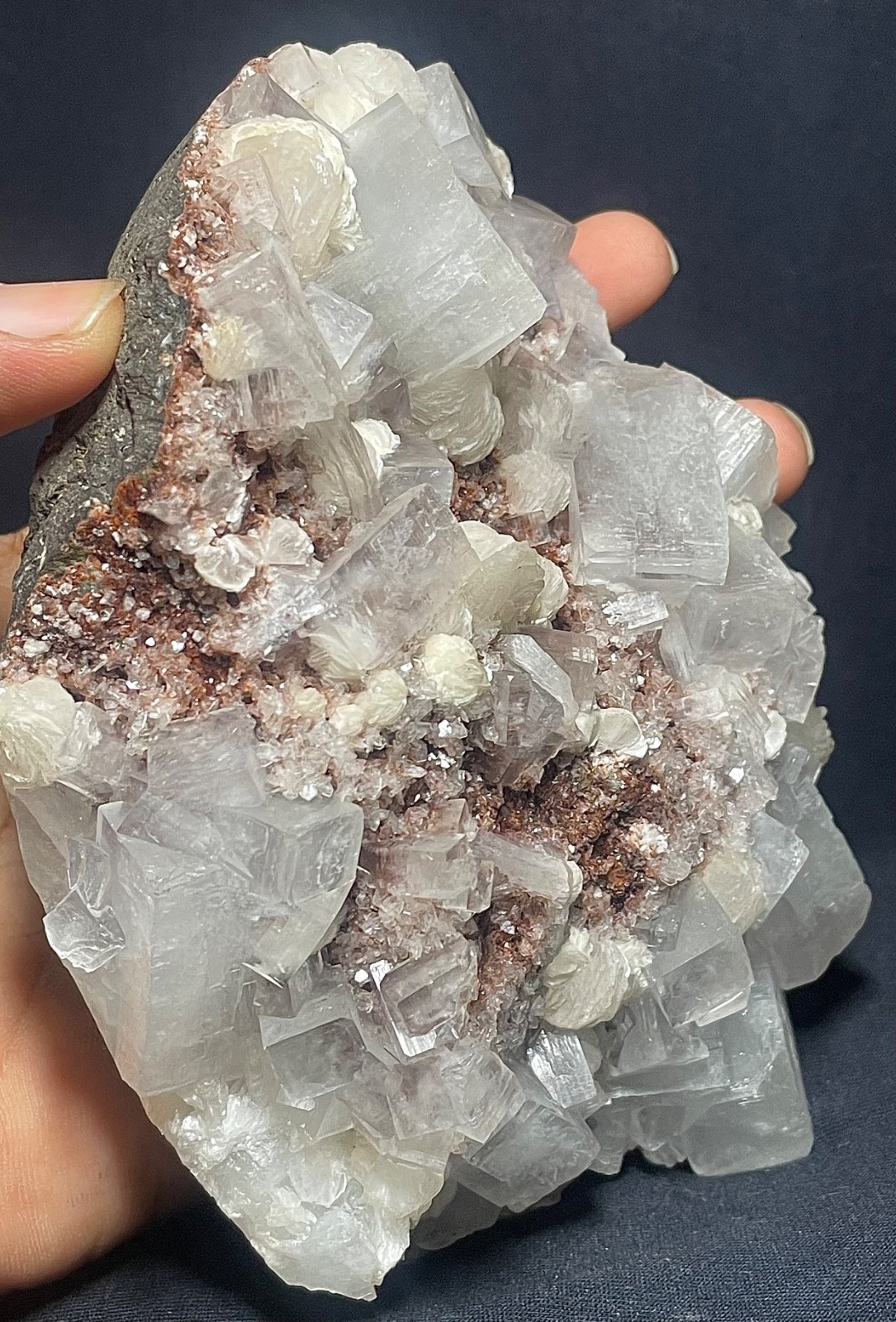Apophyllite cubes w/ quartz on redox surface crystal mineral 926 gr