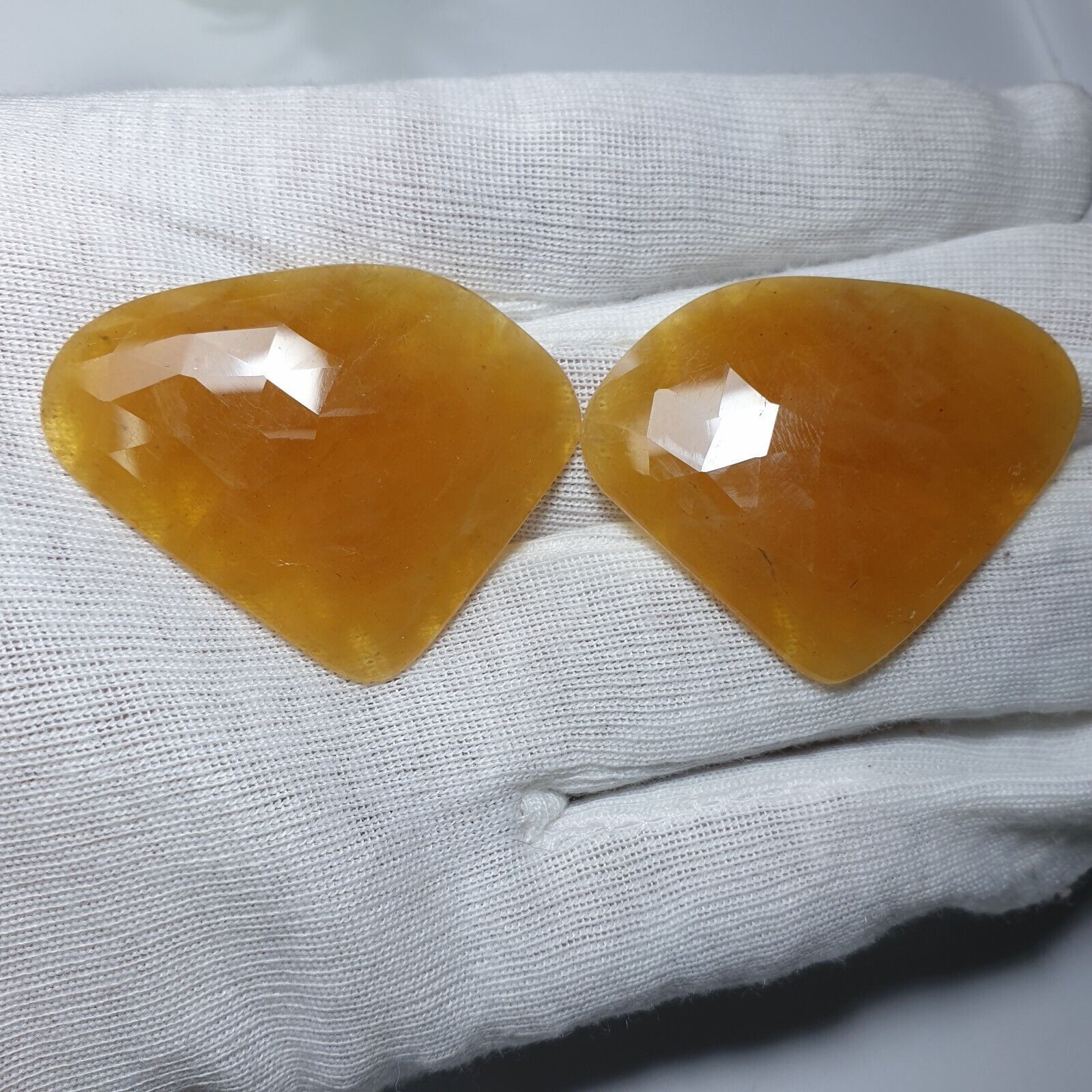 100% Natural Beryllium 33×36.50MM Elegant Shape Set Faceted Cut 2