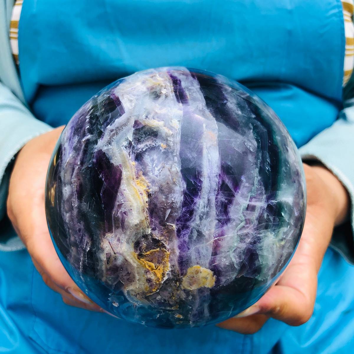2600G Natural Green Coloured Fluorite Ball Quartz Crystal Reiki Healing 5489