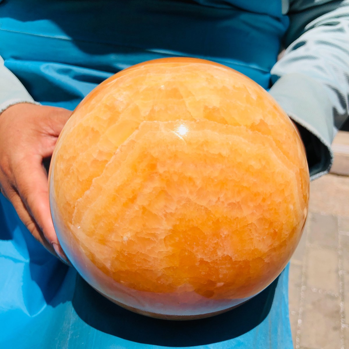 4110G Top Natural Yellow Calcite Ball Quartz Crystal Ball Reiki Healing 5526