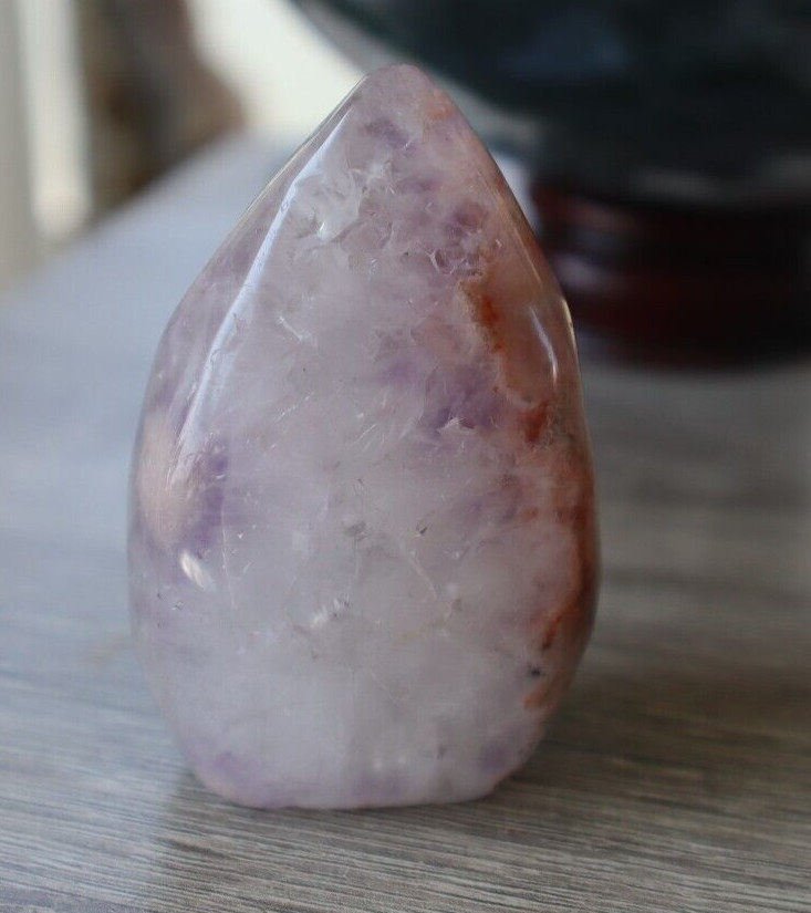 PINK AMETHYST FREEFORM 2.54 X 1.67 INCHES/ 130.7 GRAMS