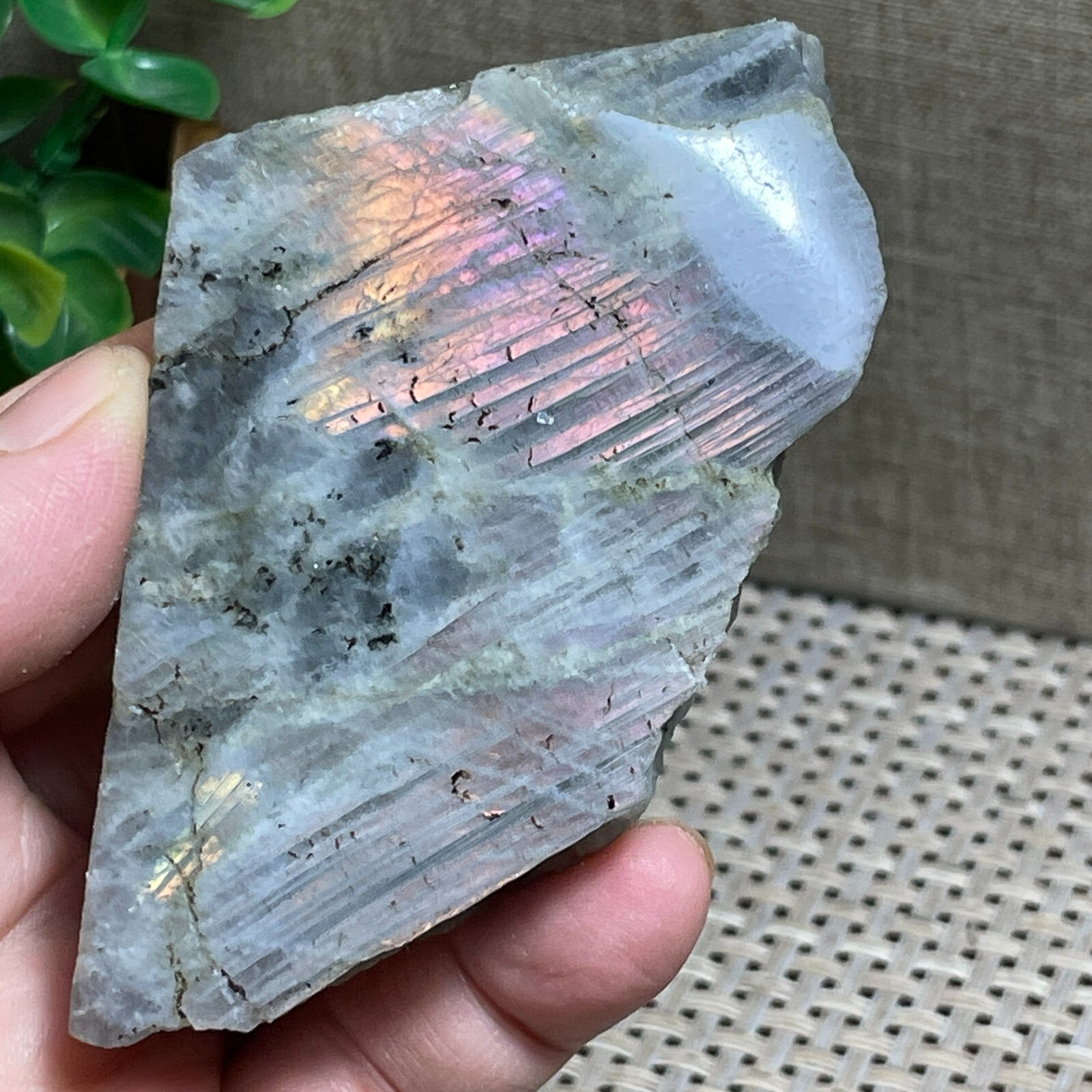 120g Top Best Labradorite Crystal Stone Natural Rough Mineral Specimen AP33