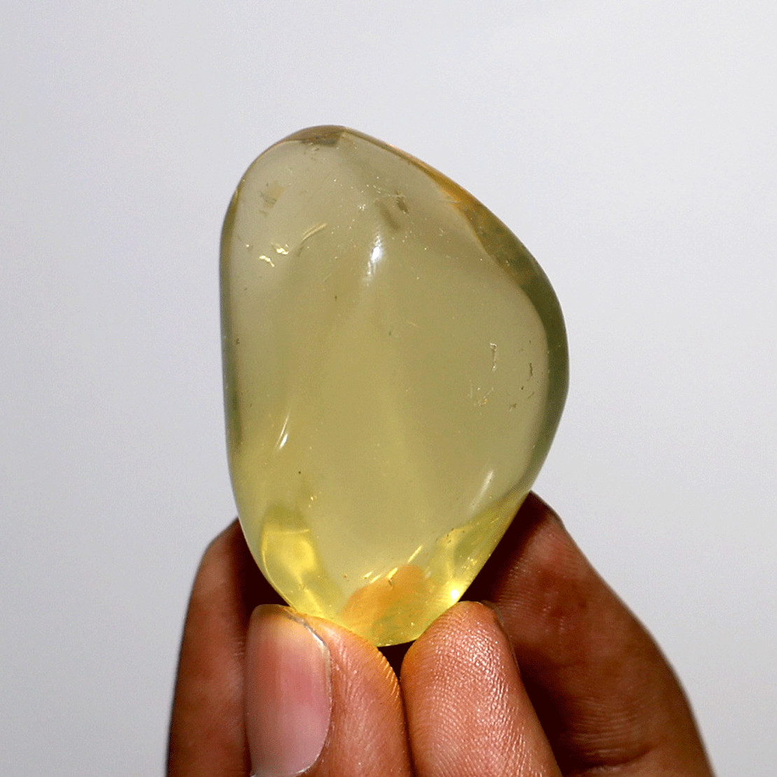 Liquid Morning Sunlight – Lemon Quartz Palm Stone – Frequency of Joy & Optimism