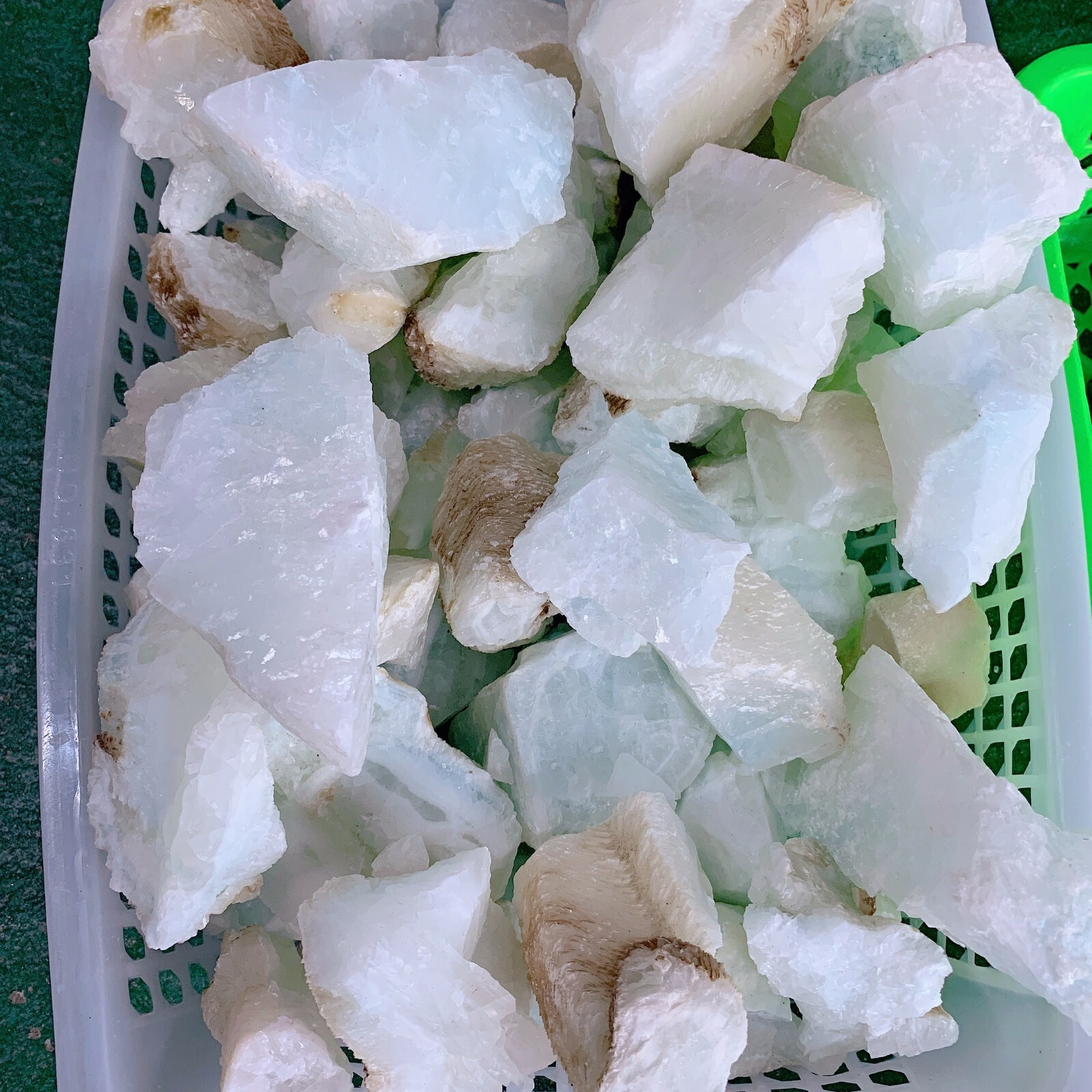 Free shipping! Natural crystal raw stone hemimorphite Random 1kg