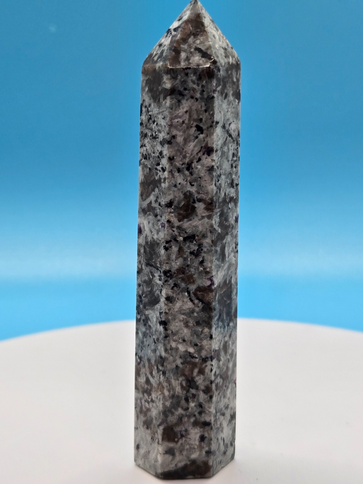 Yooperlite Tower 79g 4in B3