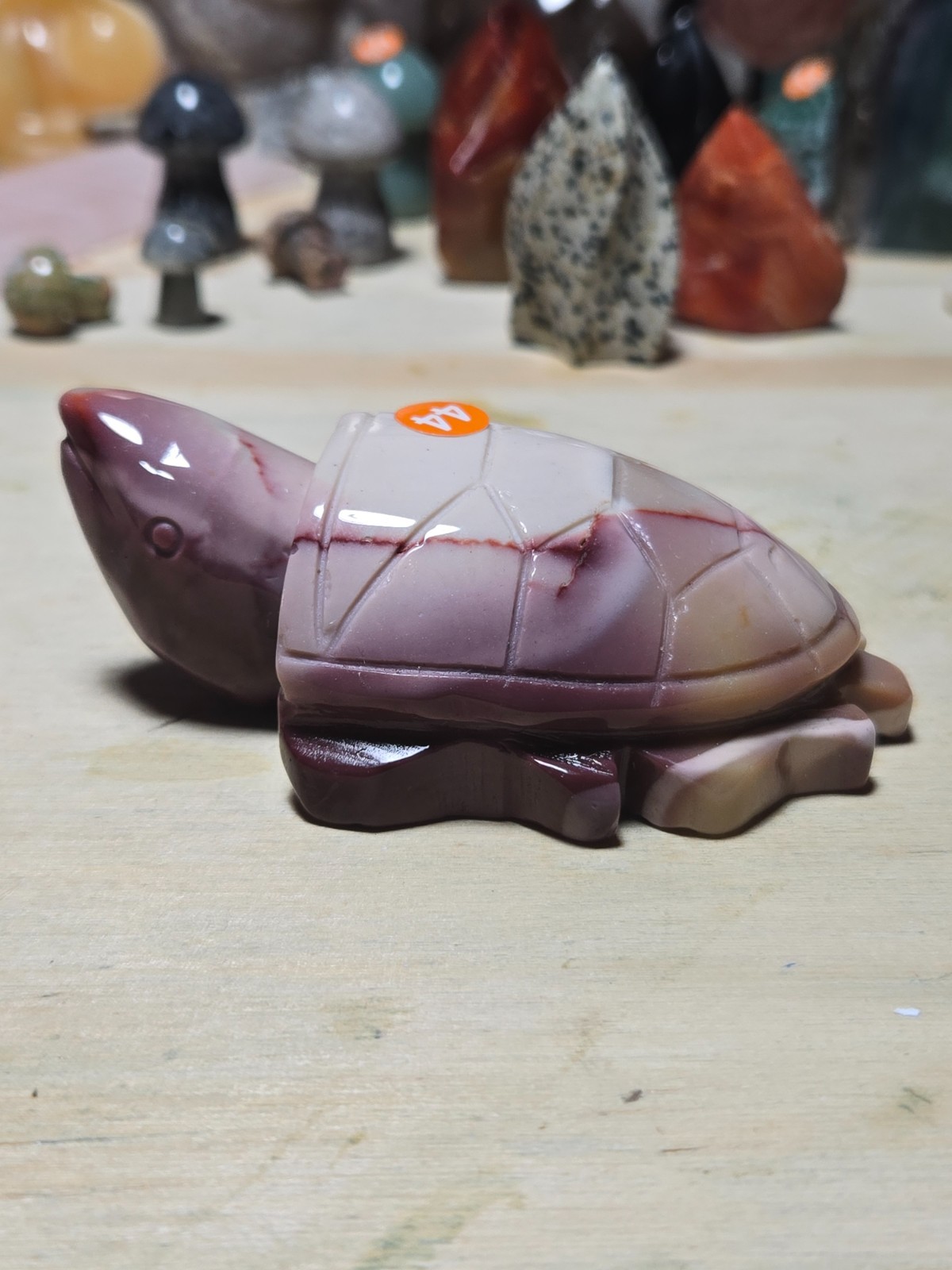 ADORABLE Hand Carved Cream And Maroon Mookaite Sea Turtle~4in O44