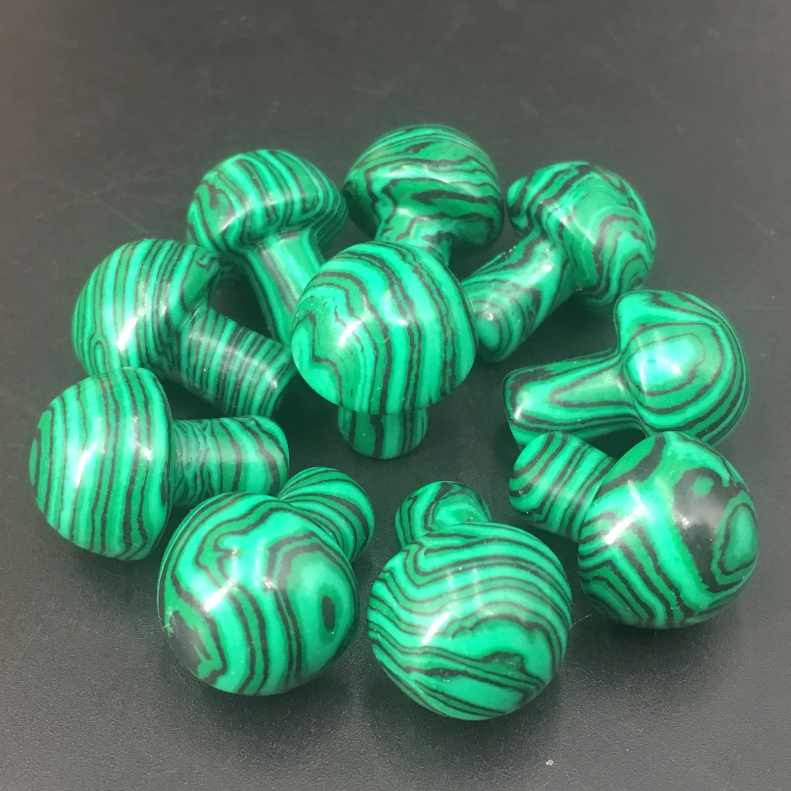 20pcs Mini Artificial Malachite Stone Mushroom Hand Carved Crystal Healing GQ