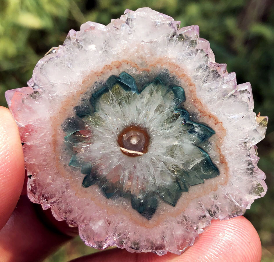 141CT WOW! Boutique Natural Trapiche Star Green Amethyst Flower Specimen ip1375