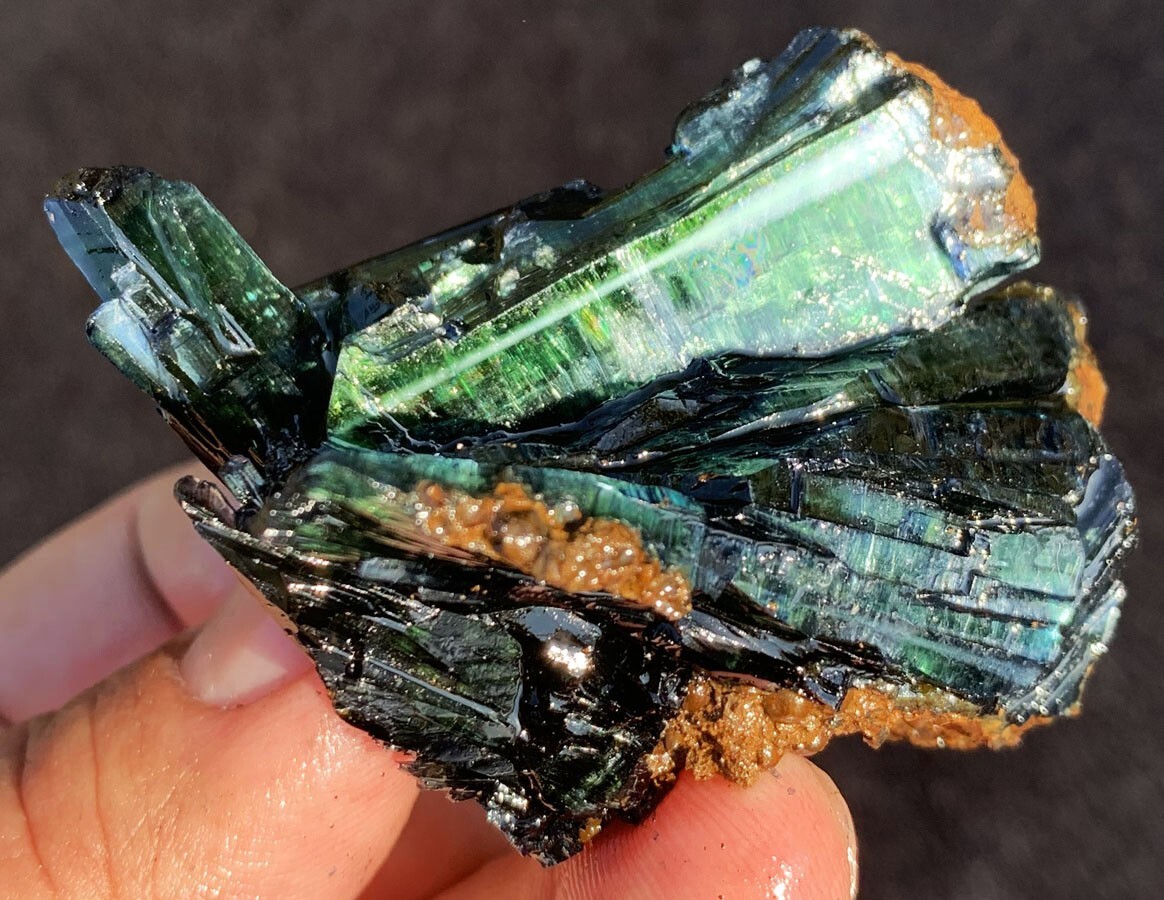 359CT Gemmy! Natural Transparent Green Vivianite Crystal Specimen Brazil ie5083