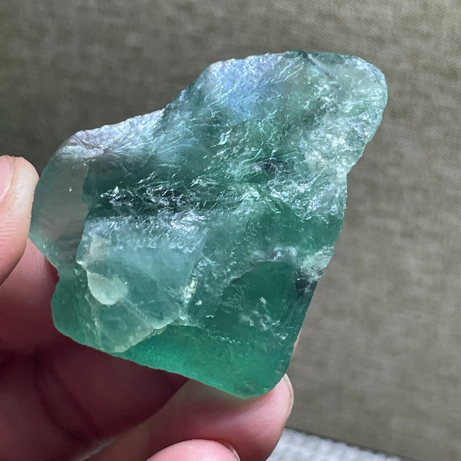 Raw Fluorite Crystals – rainbow – Rough Stone Natural Gemstone 67g E5944