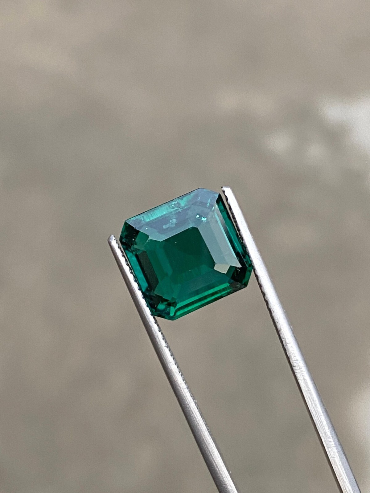 4 Ct Zambian Emerald Gemstone 10×10 mm Asscher Cut loose Gemstone For Jewelry