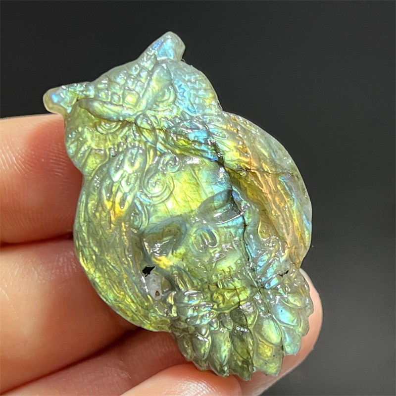 Top Natural colorful labradorite owl skull quartz crystal skull Random 1pc
