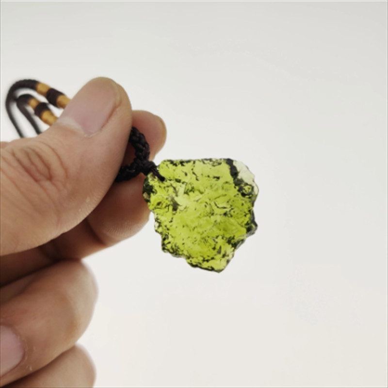 Natural Crystal Gem Moldavite Meteorite Glass Necklace Pendant Stone Green Xmas