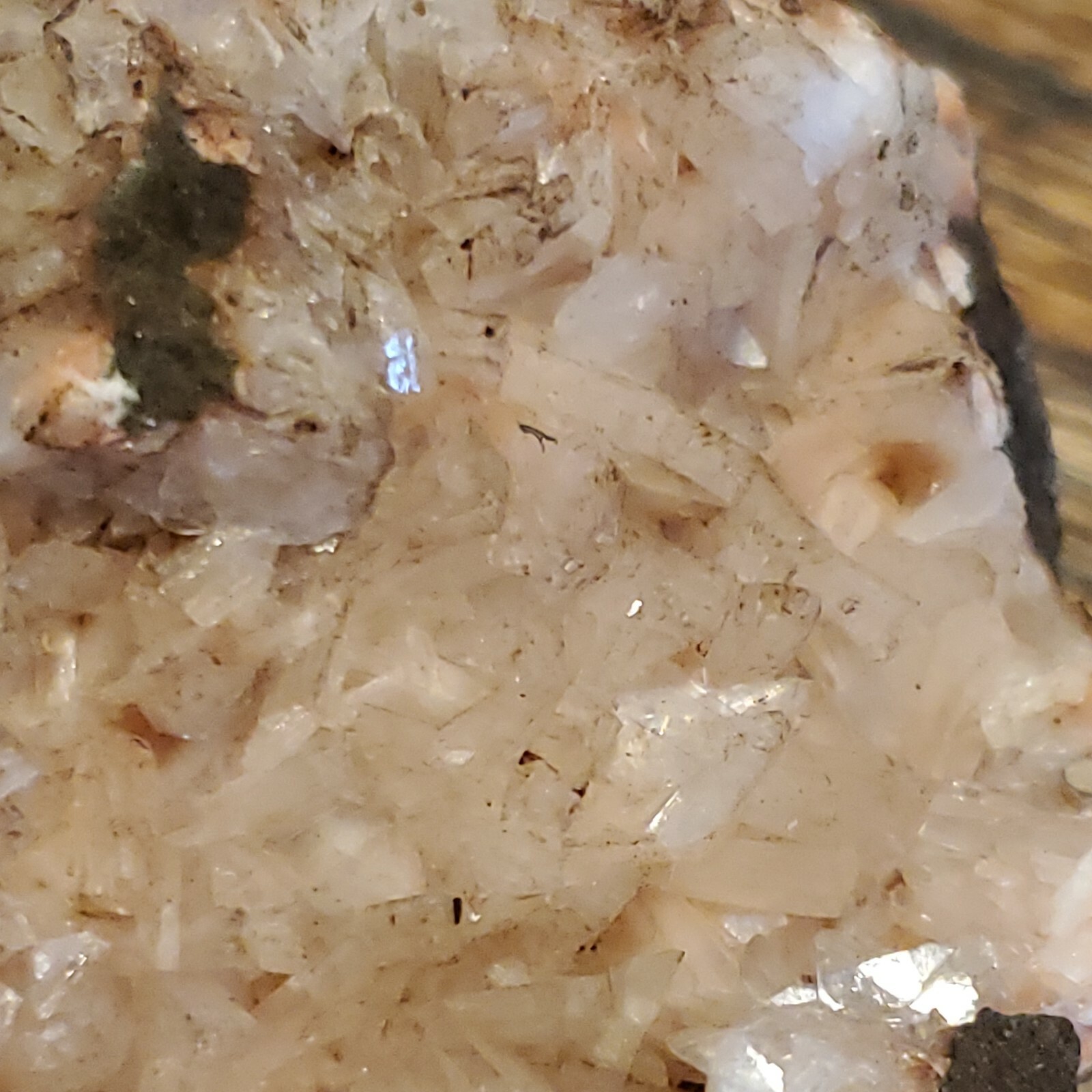 Heulandite Apophylite Stilbite Specimen Approx 1lb 12.8oz, 5in x 3.5in x 2.5in
