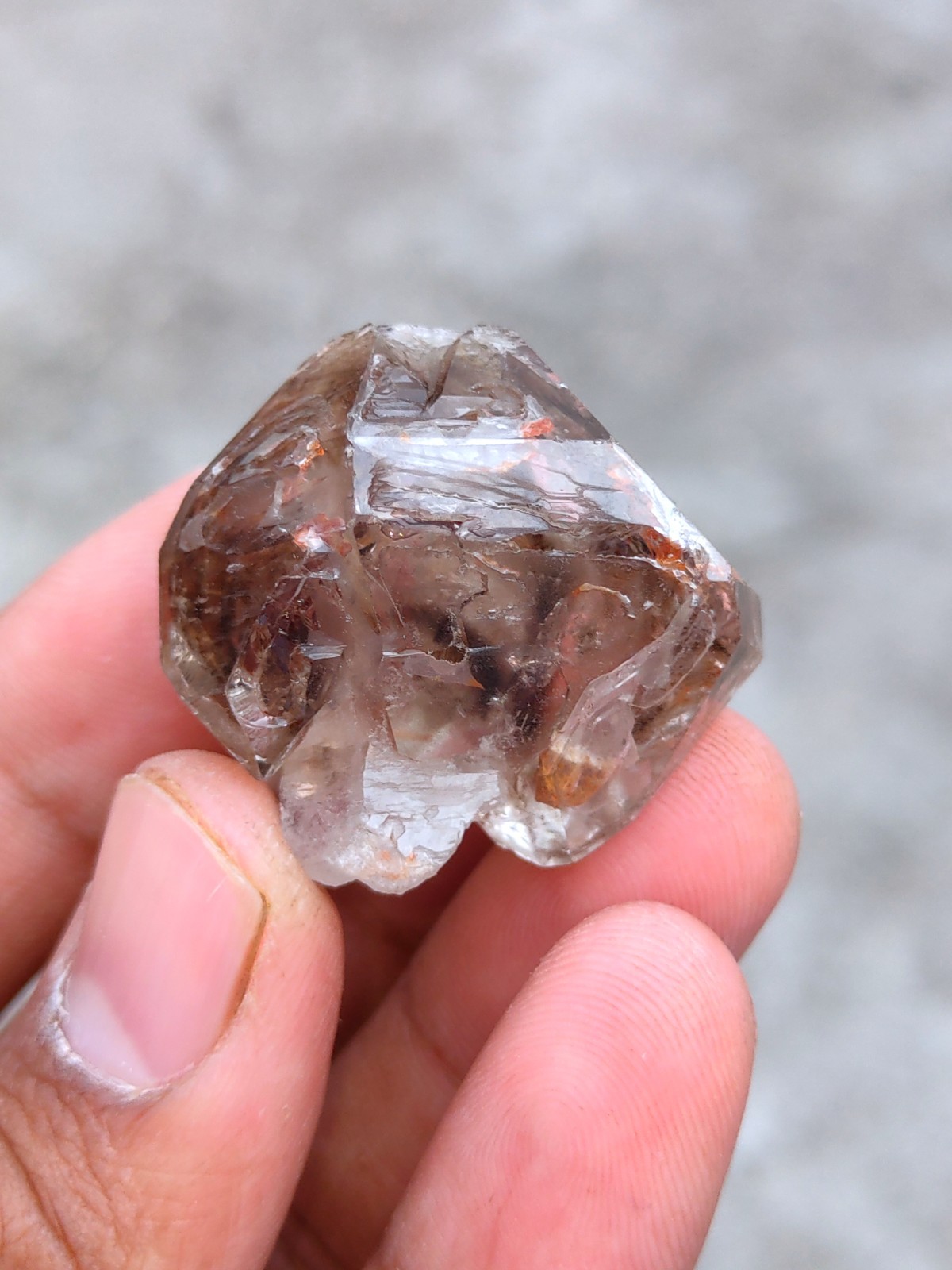 Karur Smokey Crystal Natural Mineral specimen Crystal rock