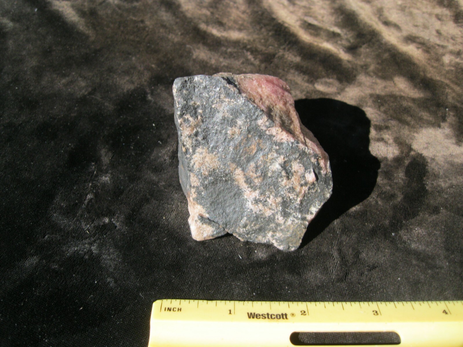 RHODONITE specimen, rare crystal mineral 3 x 2 x 2″ 8.4 oz. / 240 g.