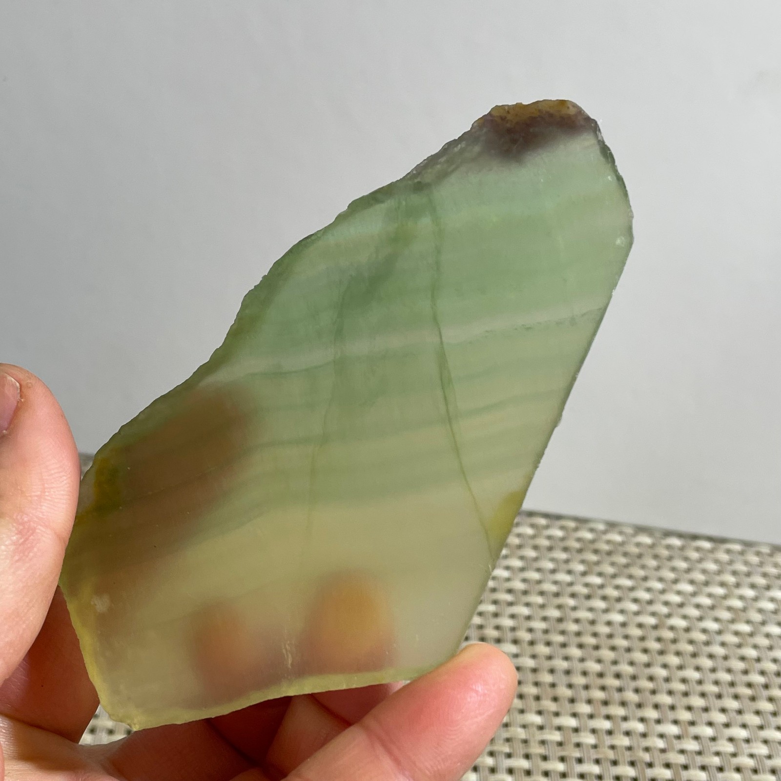 73g beautiful Rainbow Fluorite Rough stone specimens cure