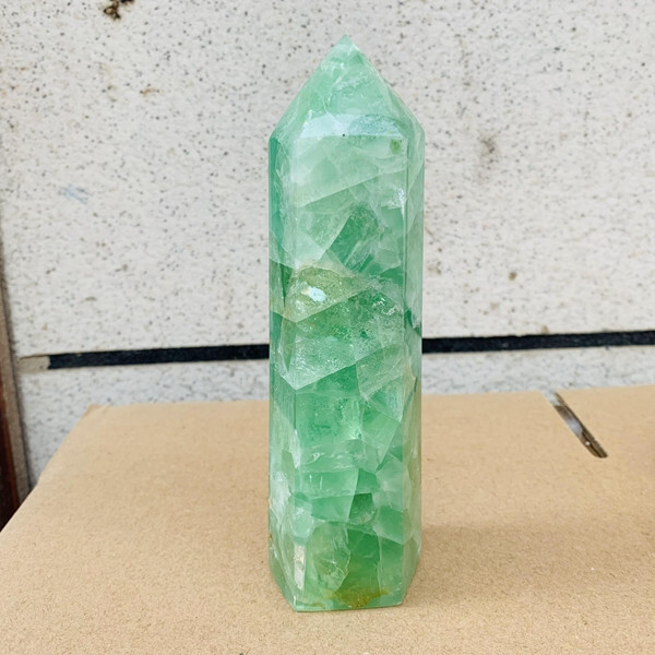 734g Natural Green Fluorite Quartz Crystal wand point oblisk healing