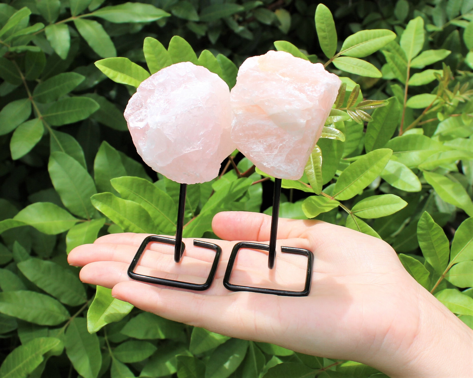 Rose Quartz On Metal Stand (Free Standing Rough Rose Quartz Crystal Mini Pin)