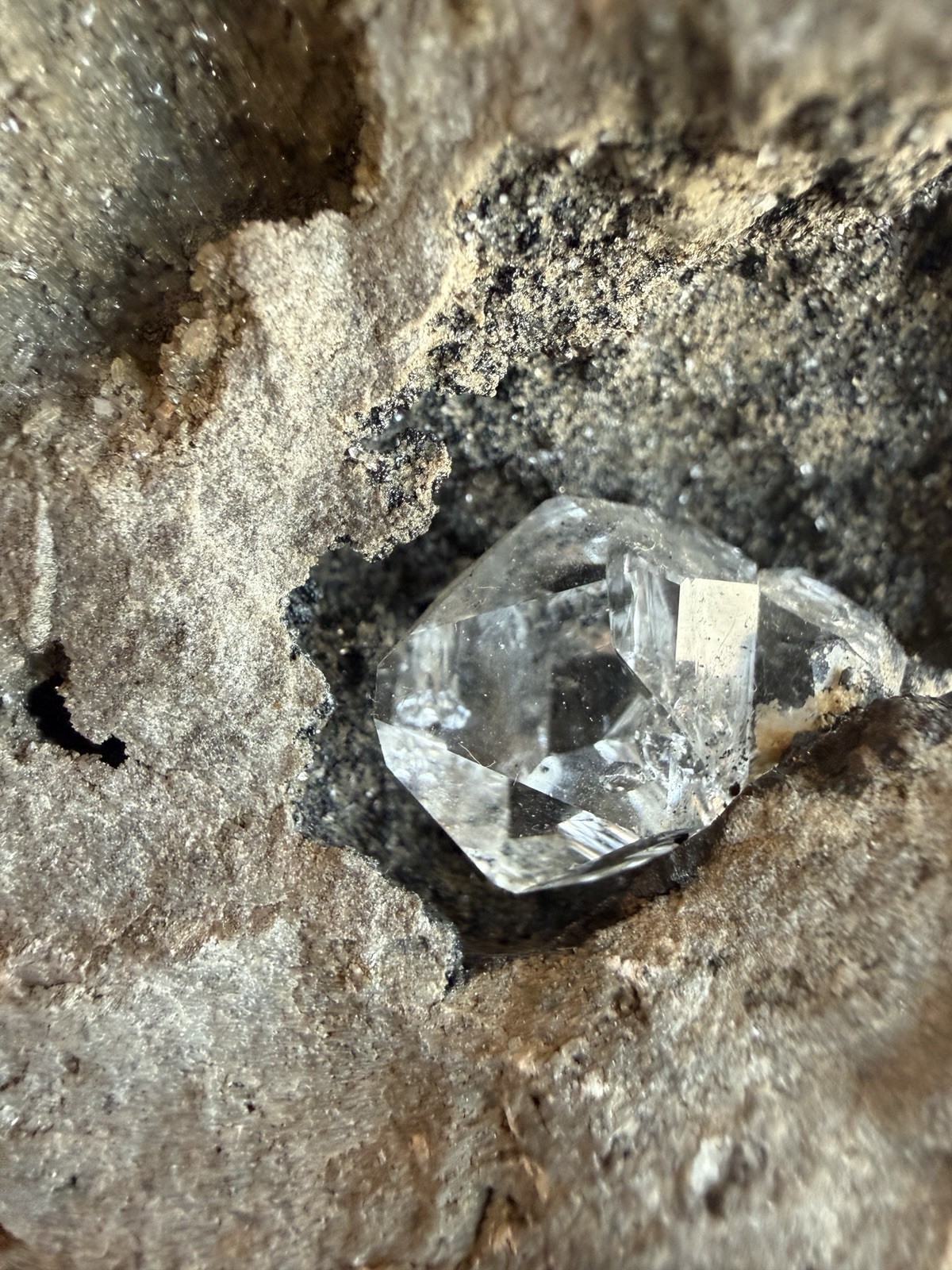 Huge 6 lb Herkimer Diamond Quartz Crystal in Matrix Specimen 6″ Tall NY Mineral