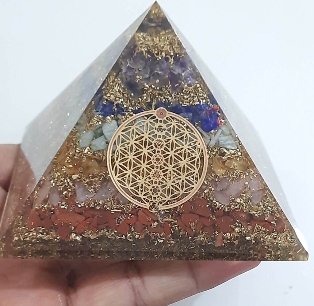 Big 9 cm Chakra Layered Healing Orgone Pyramid Reiki 7 chakra symbol