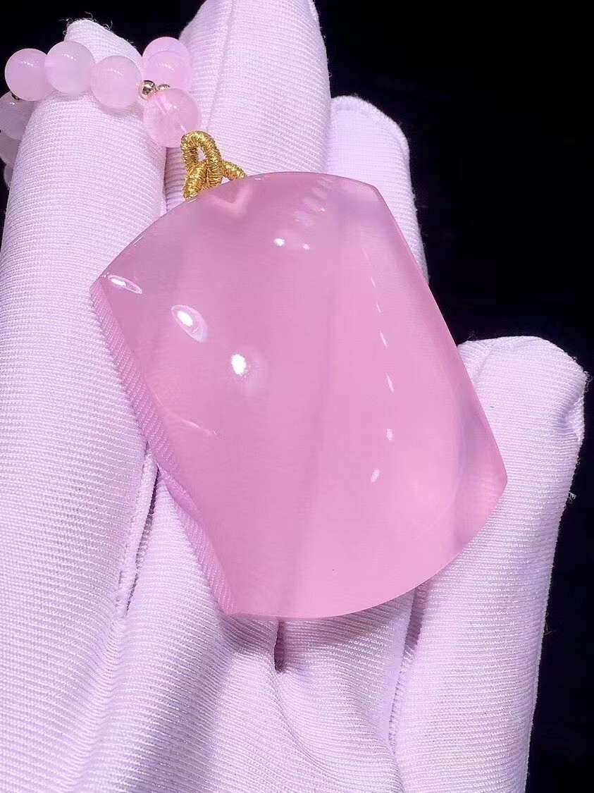 Natural Rose Quartz Pink Crystal Safe Lock Pendant Necklace 44x33x12mm AAAA