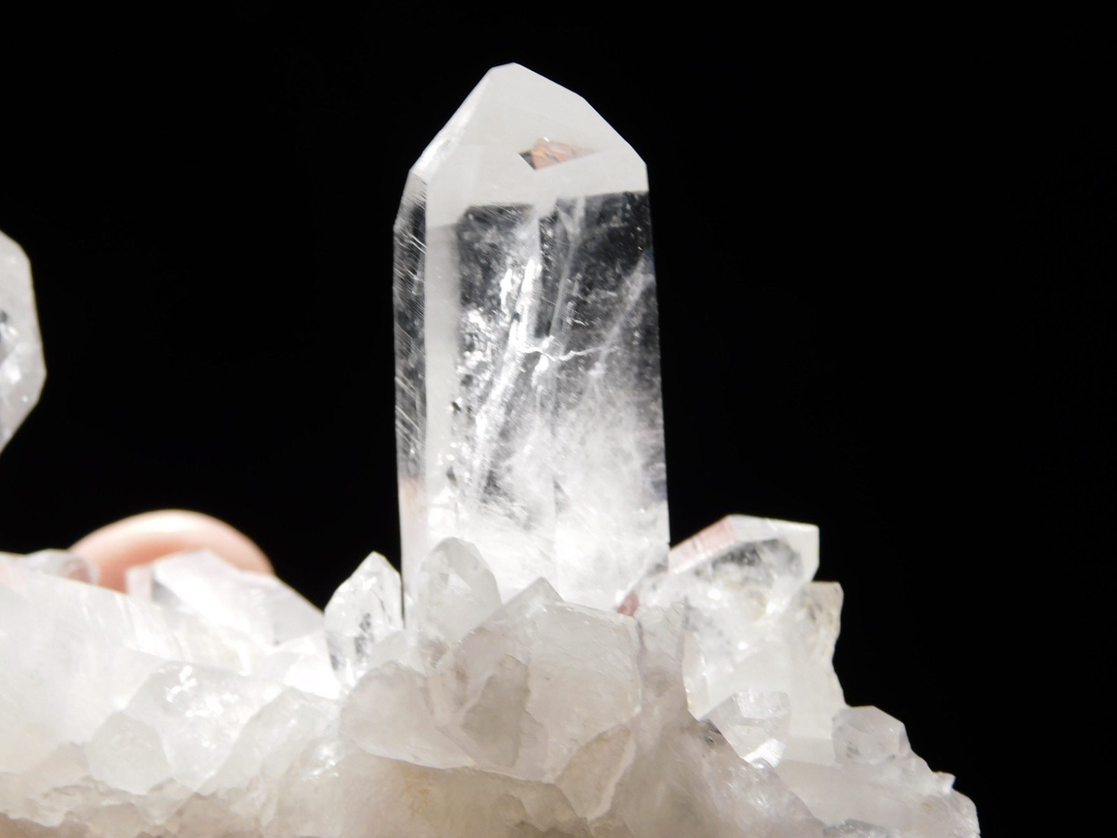 VERY TRANSLUCENT Quartz Crystal FLOATER Cluster Collier Creek Arkansas 108gr