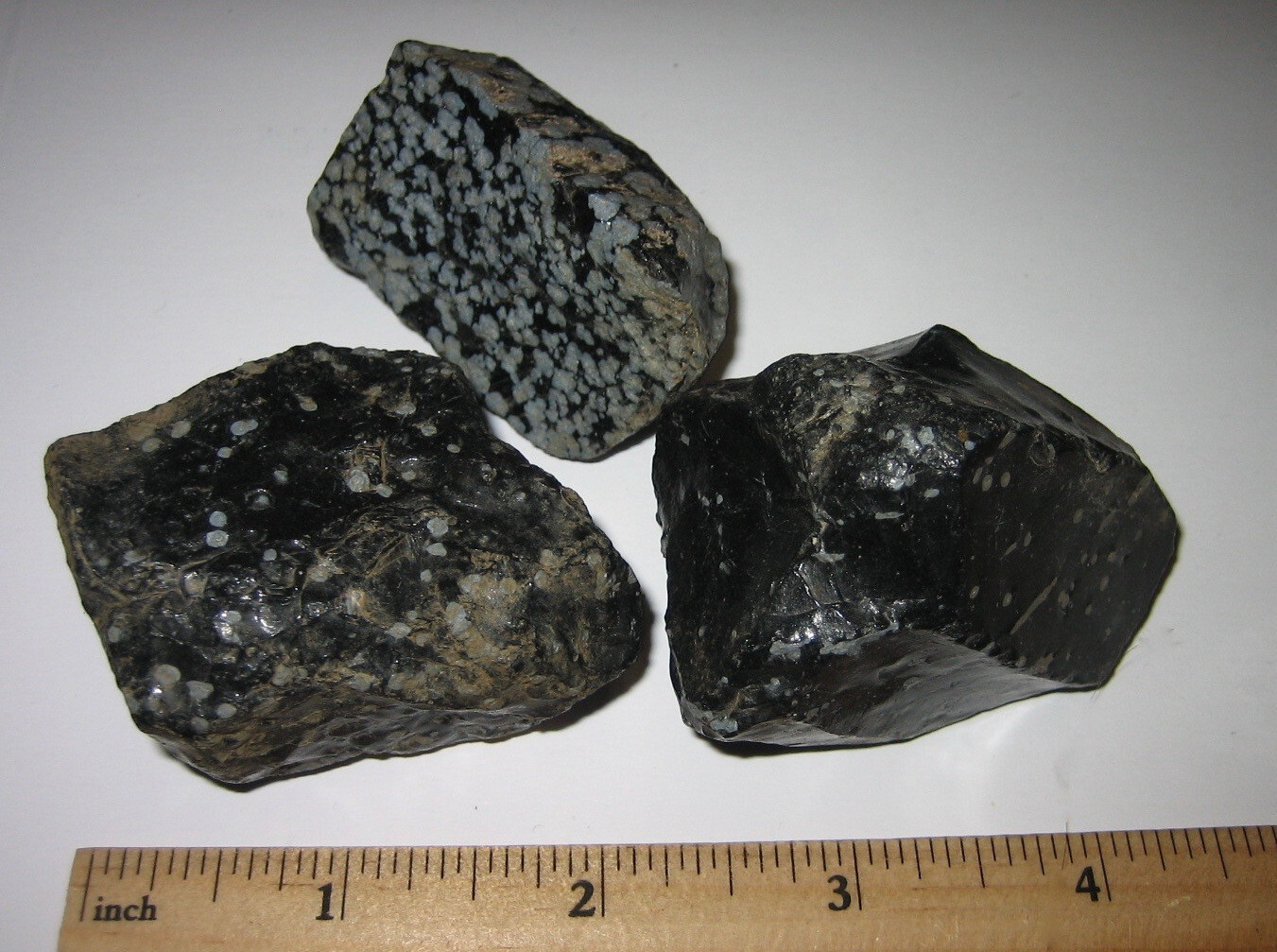 3 NATURAL ROUGH 1.6″-2″ SNOWFLAKE OBSIDIAN VOLCANIC STONE MINERALS 236.9grams *5