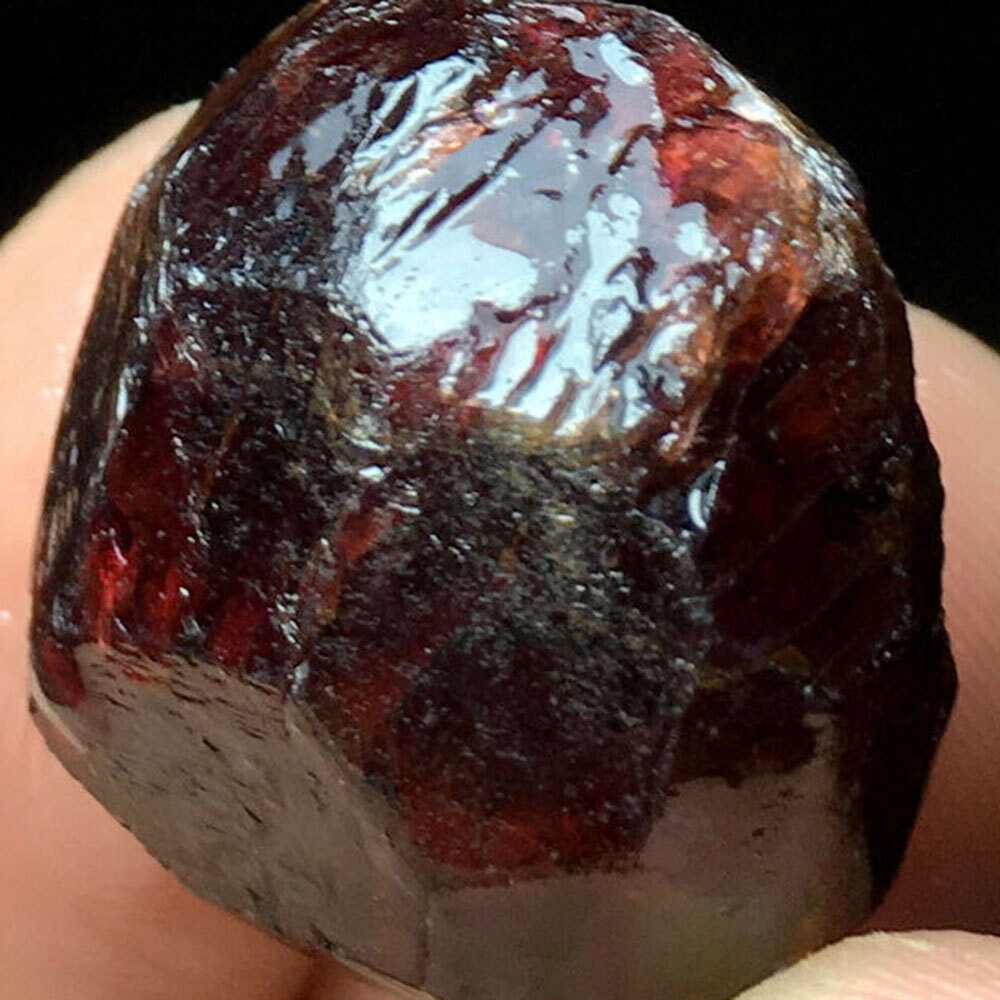 2PC 3-4cm Raw Natural RED Pyrope Garnet Crystal Gemstone Rough Rock DIY 100g+