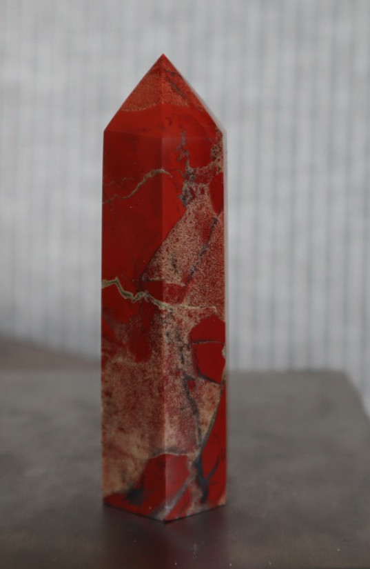 BRECCIATED JASPER POINT 3.19 INCHES TALL/ 88.5 GRAMS