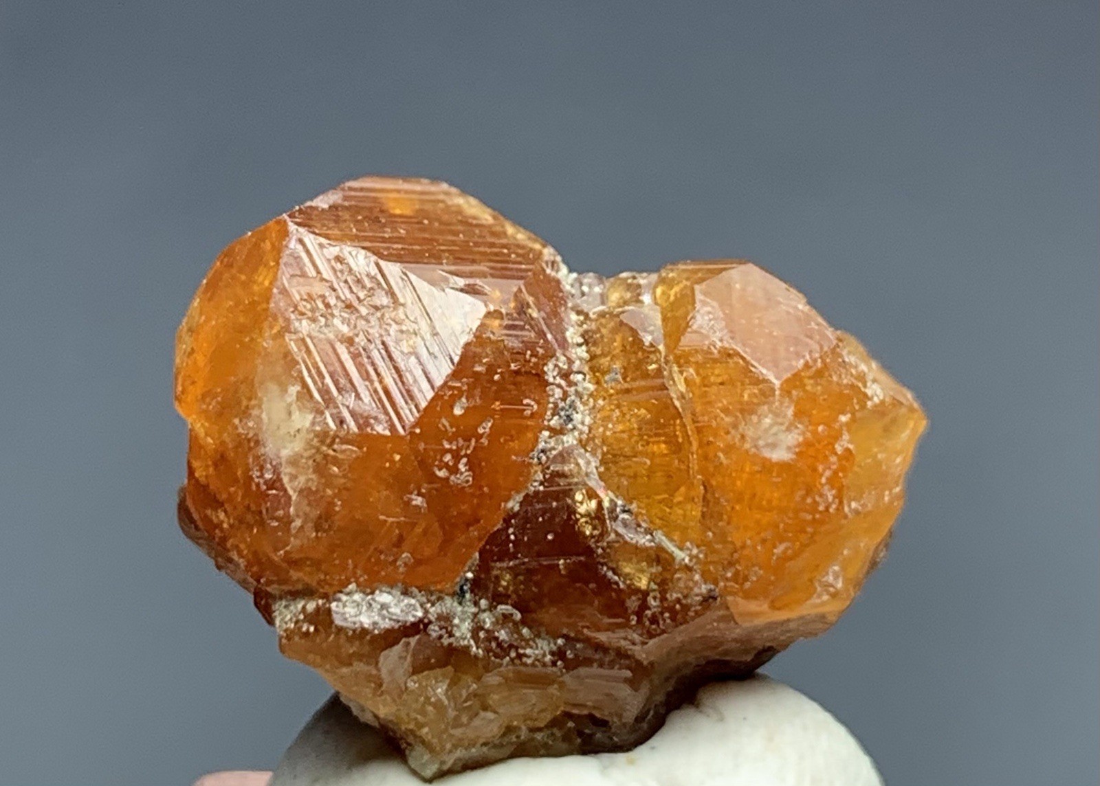 29 Cts Natural Garnet Crystal Specimen From Pakistan.