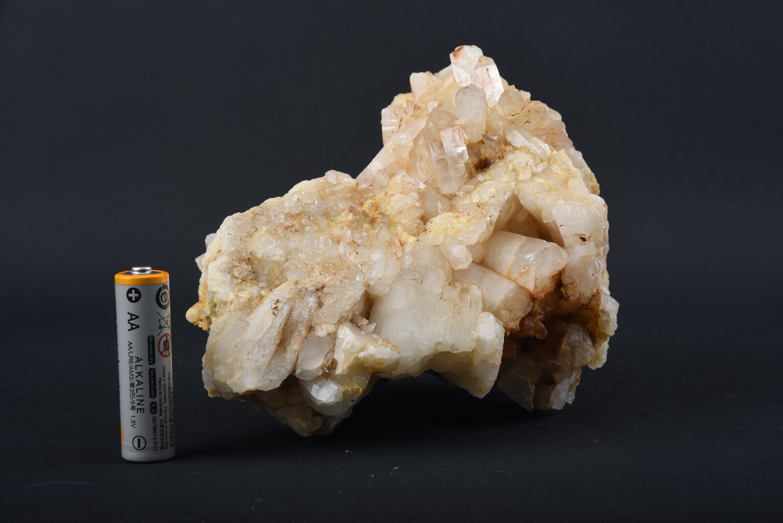 1162g Clear, Light Yellow & White Quartz Crystal Mineral Specimen Matrix V07