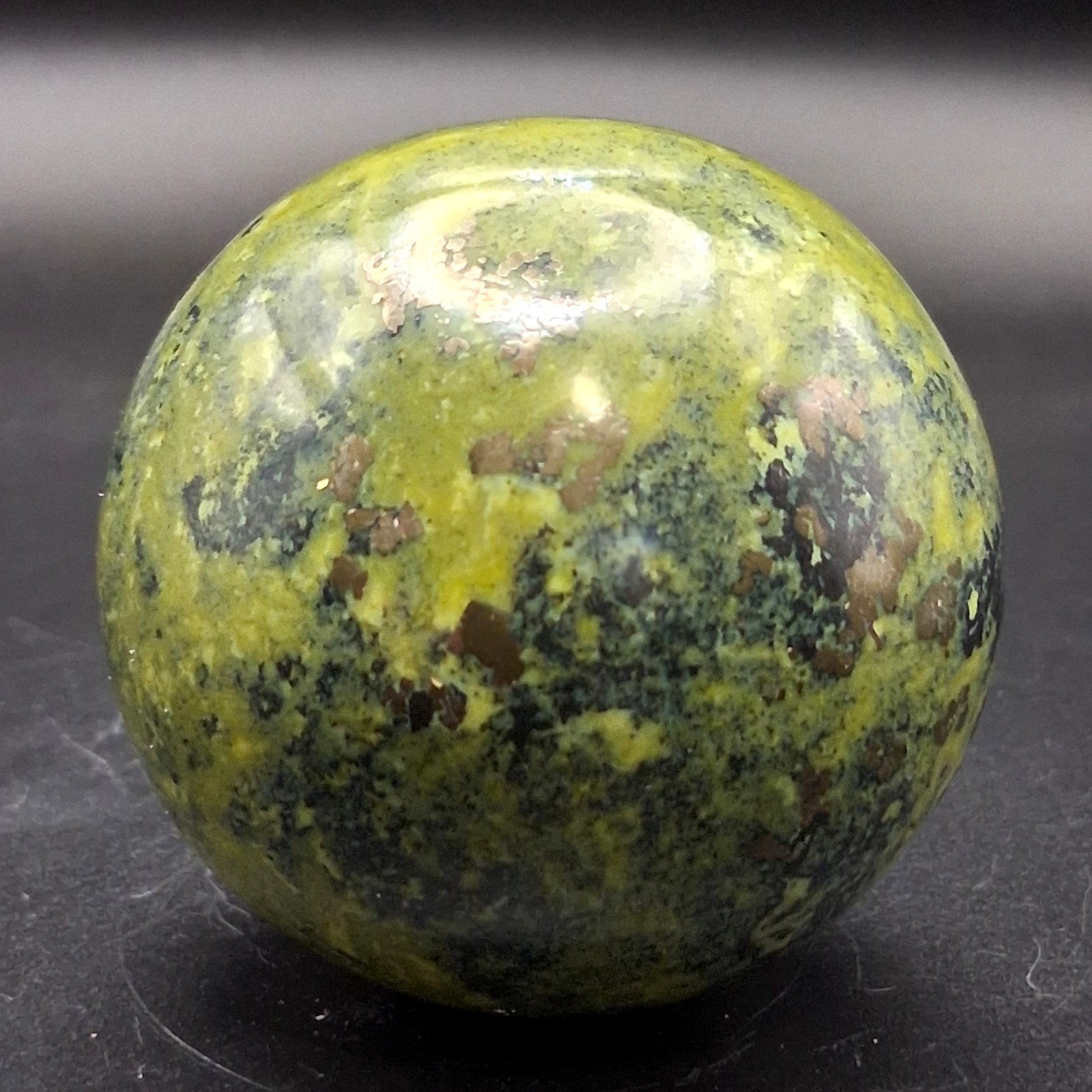 High Quality Serpentine And Pyrite Crystal Sphere Natural Polished Serpentine
