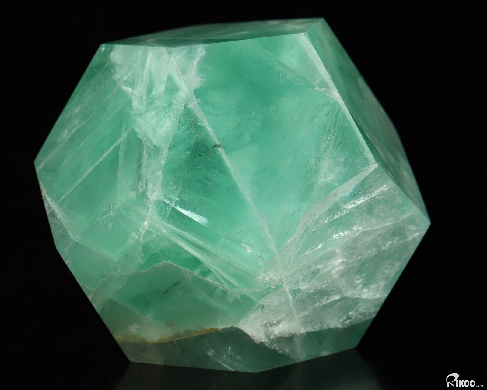 2.9″ Fluorite Carved Crystal Dodecahedron