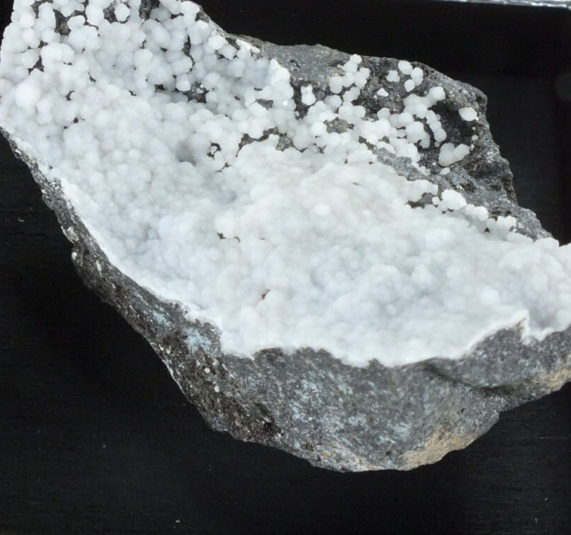 Calcite Crystals with Huntite. Gisborne Victoria Australia (EA10119)