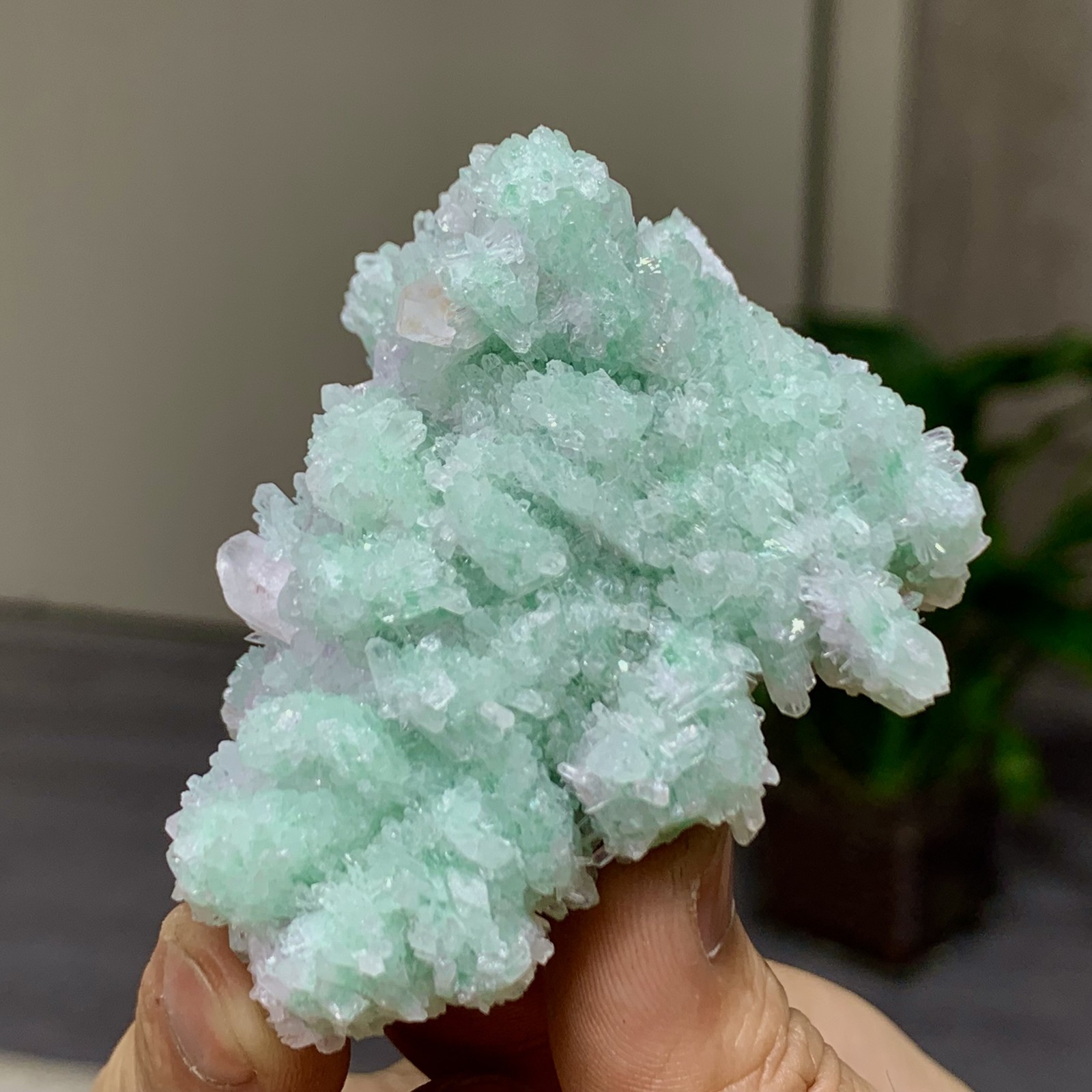 90G Rare green Phantom Strawberry Crystal Clusters Mineral Specimen