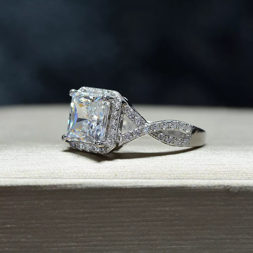 Women’s Fashion Jewelry Silver Cubic Zirconia Luxury Ring Engagement