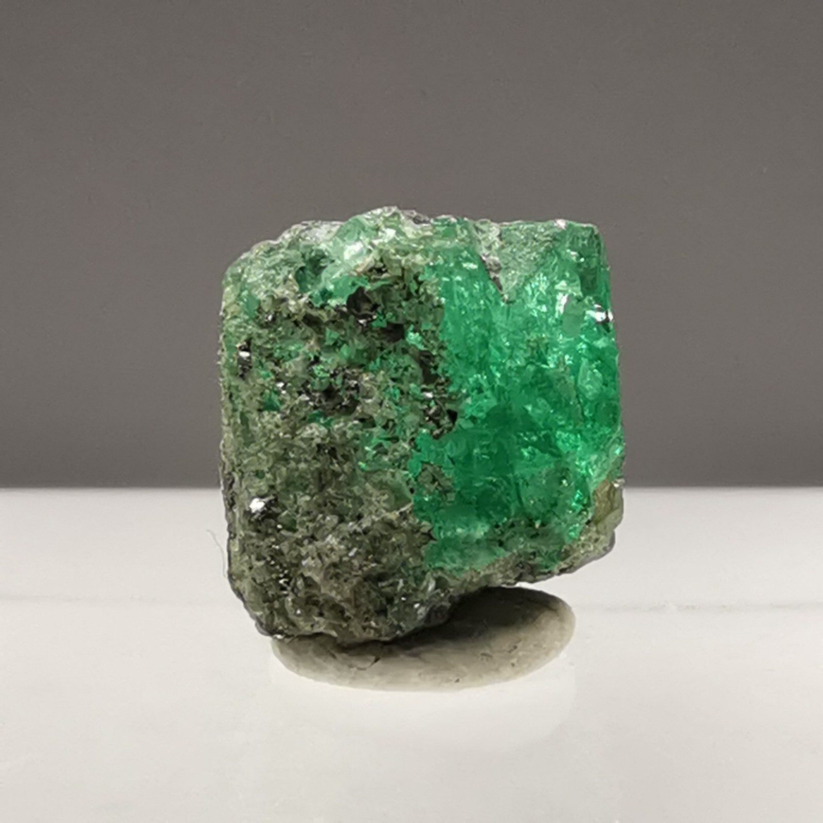 1.875ct Emerald / Muzo, Colombia / Rough Crystal Gemstone Specimen