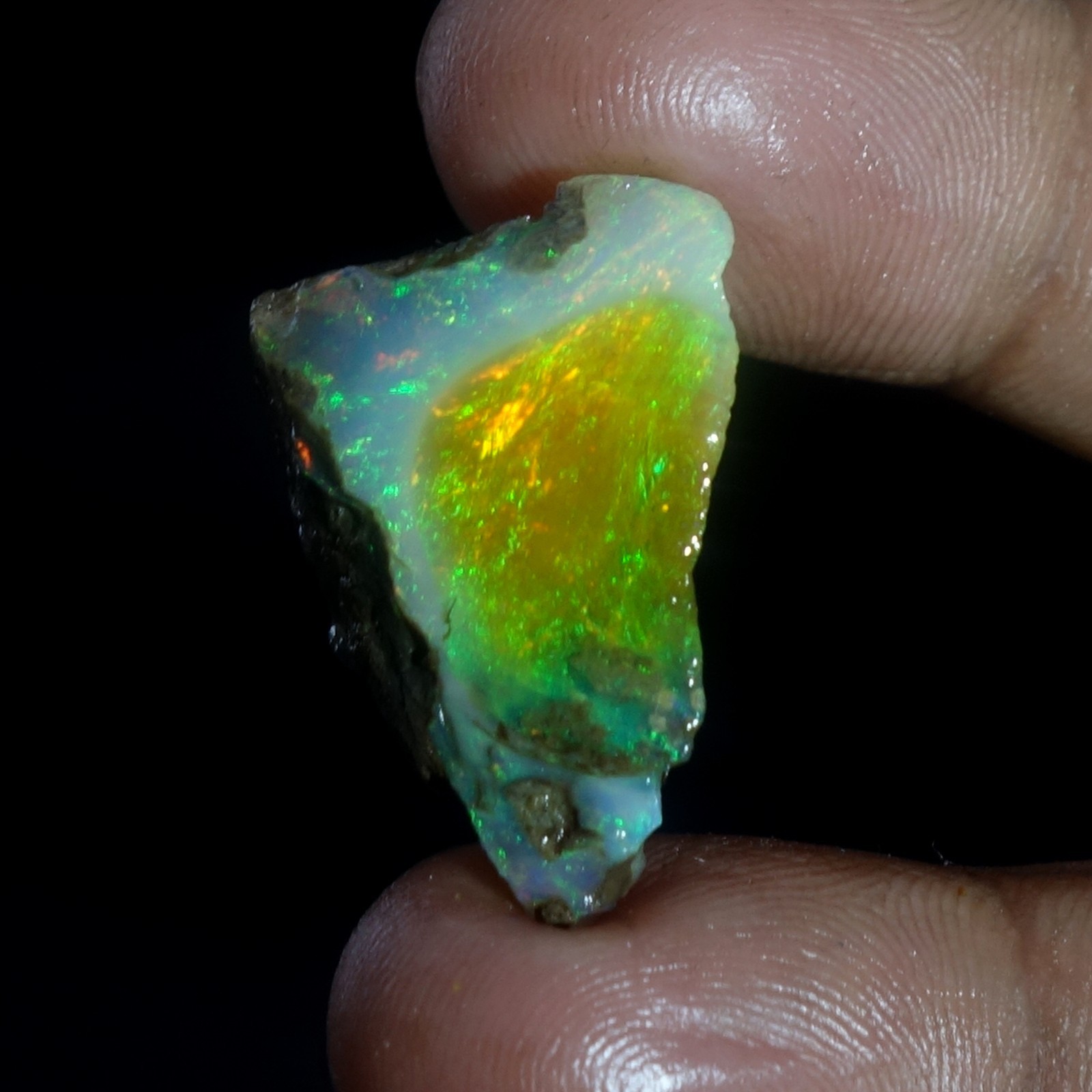 AA+ Ethiopian Oli Opal Rough Entreated Welo Opal Multi Fire Color Flash 20.10Cts