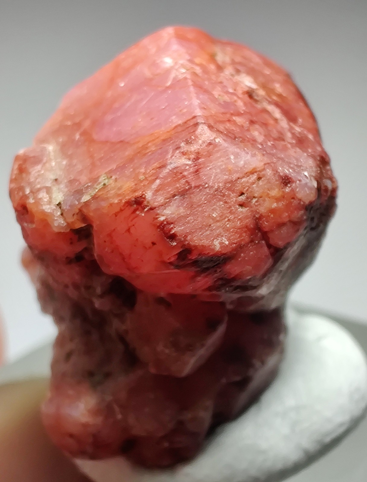 Pink Sapphire crystals, dual color fluorescence! North Carolina. 11 grams.