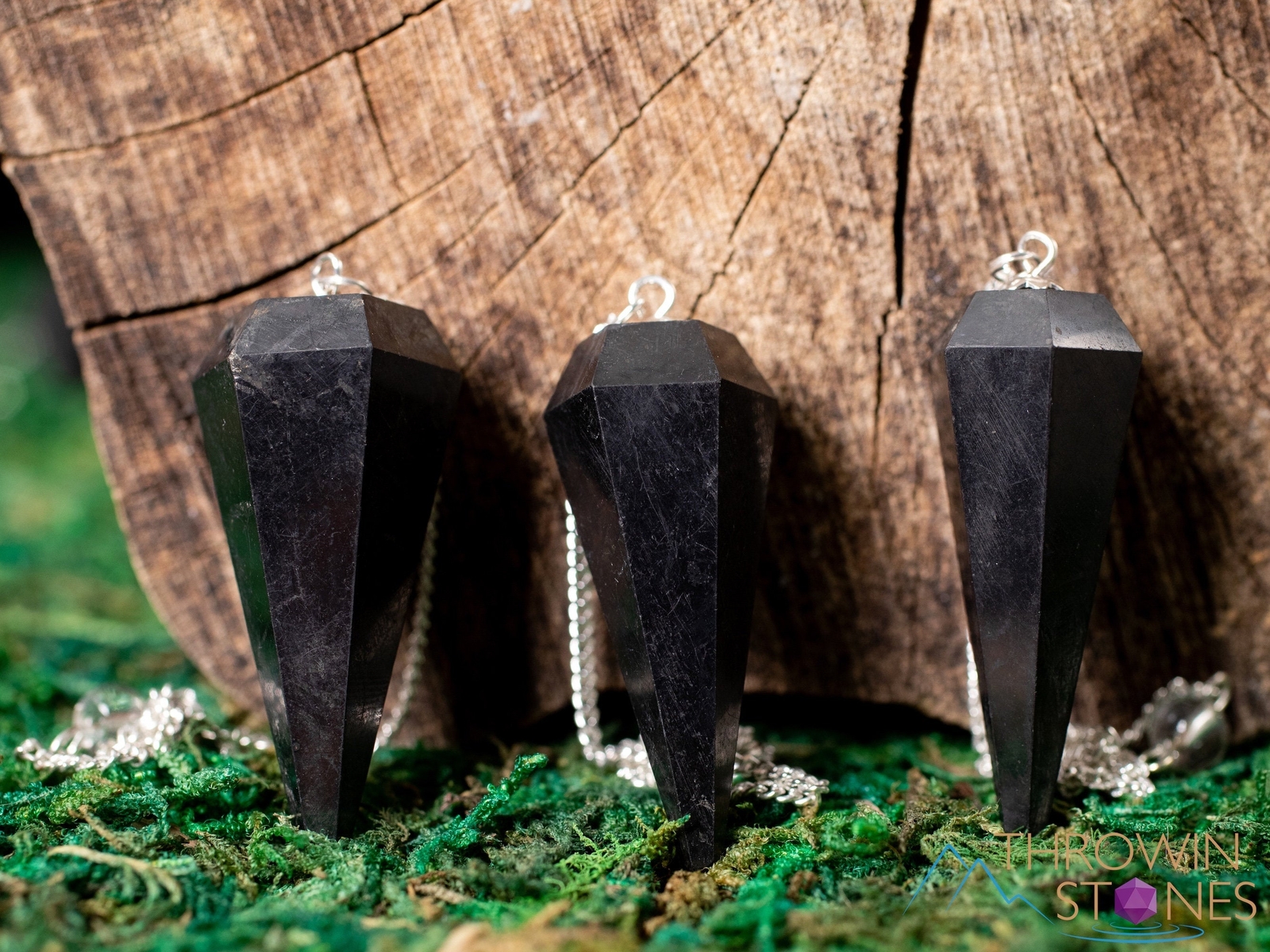 SHUNGITE Crystal Pendulum, QUARTZ Bead, Divination, Metaphysical, Healing, E1822