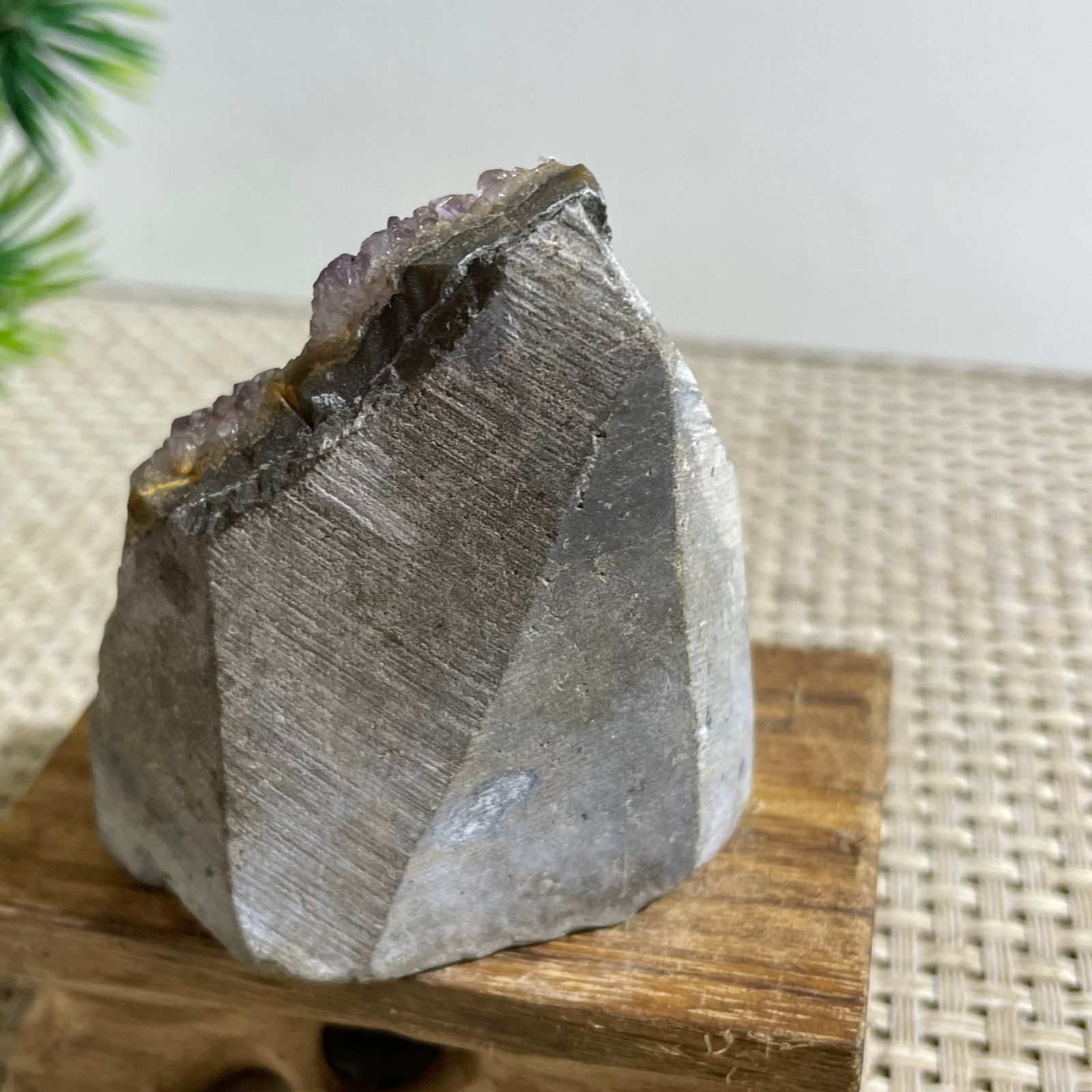 133g purple stone Crystal cluster Cave Geode Mineral Specimen Healing reiki