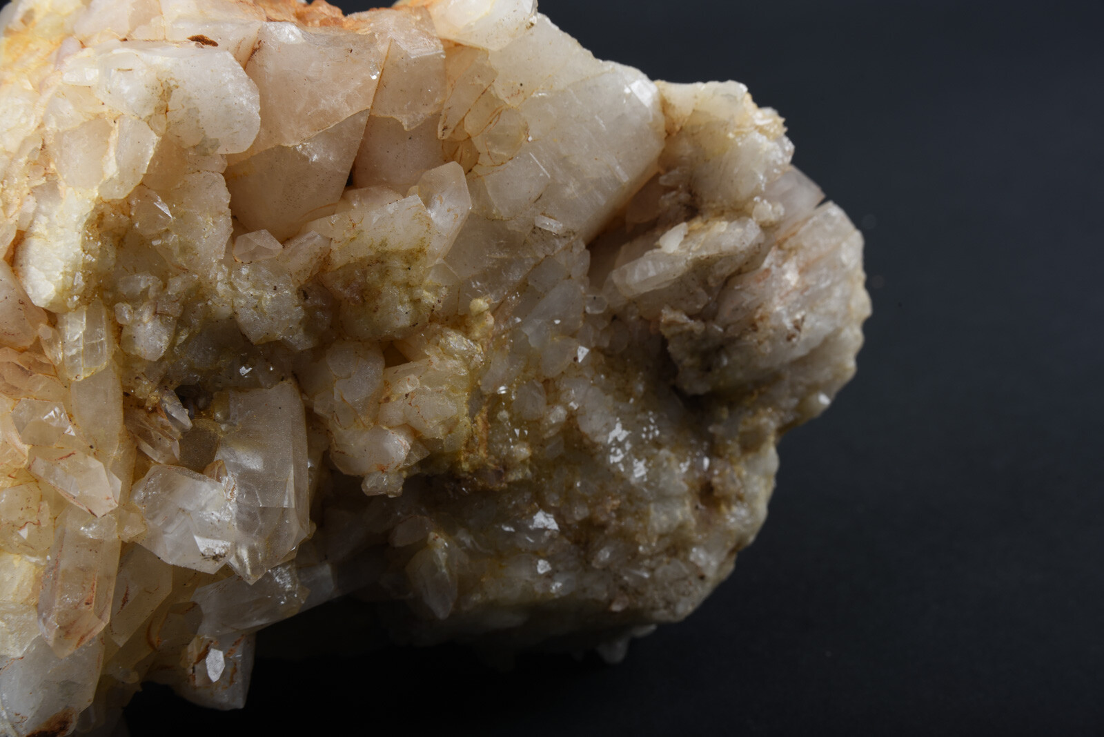 1162g Clear, Light Yellow & White Quartz Crystal Mineral Specimen Matrix V07