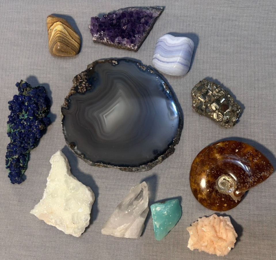 10 Pc Crystal Starter Kit Premium Mineral Collection Azurite Ammonite Agate 451g