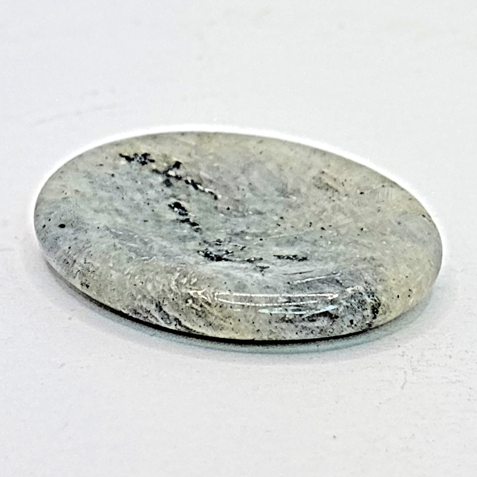 Natural Crystal Calming Worry Stone: LABRADORITE (Crystal Healing Pocket Stone)