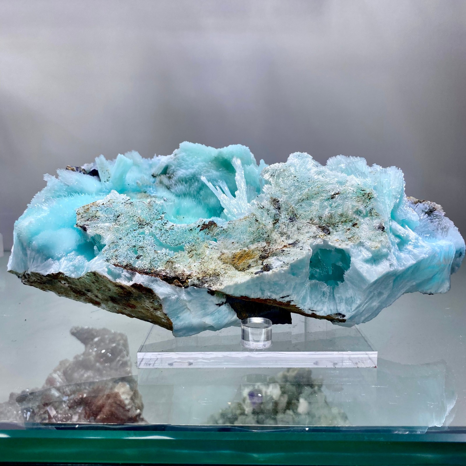 4.7LB patterned natural blue textured crystal, Chinese blue Aragon stone
