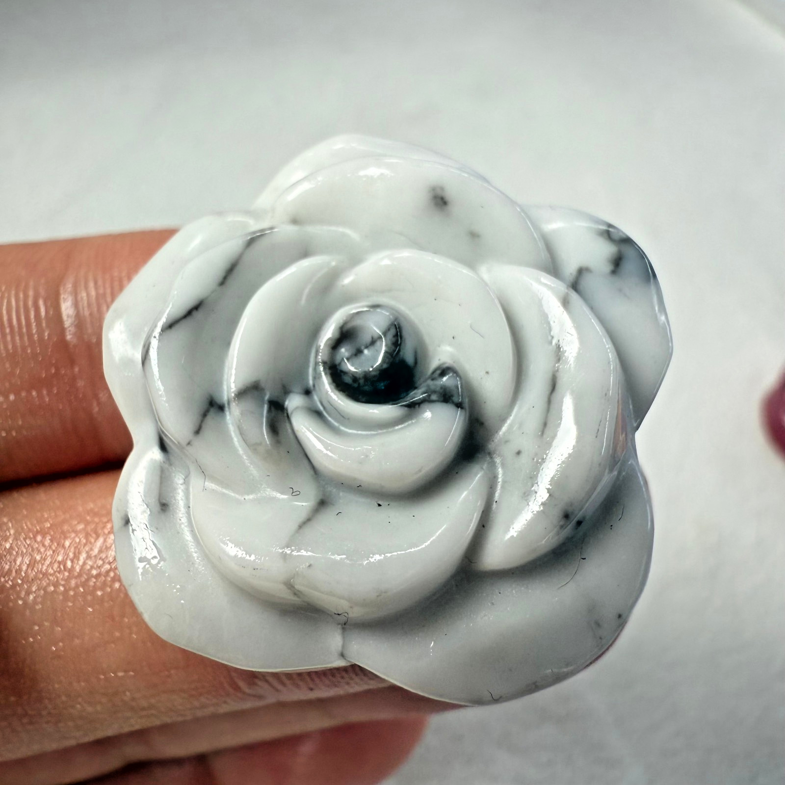 1.1″ Natural White pine Quartz Carved Rose Flowers Crystal reiki Healing1pc