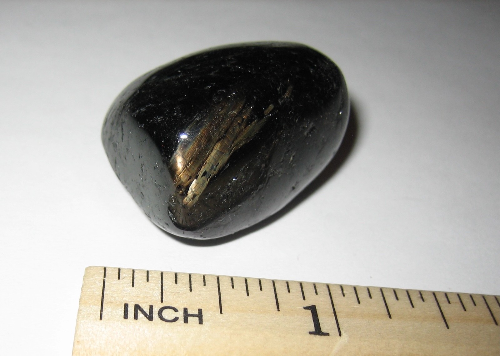 1.2″ RARE TUMBLED POLISHED AUTHENTIC NUUMMITE STONE FROM GREENLAND 29grams *8